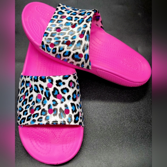 Crocs Classic Slides Customized With Cheetah Graphics Sz 9 Women New - Picture 4 of 5